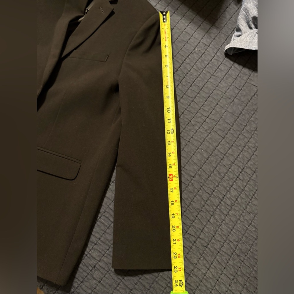 Van Heusen Classic Black Blazer Boys Size 18 - Picture 3 of 3